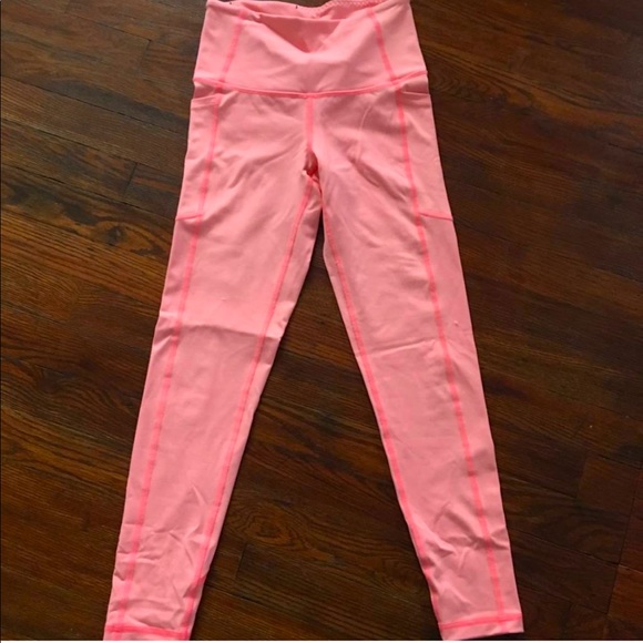 VS knockout leggings XS💕 - Picture 5 of 5